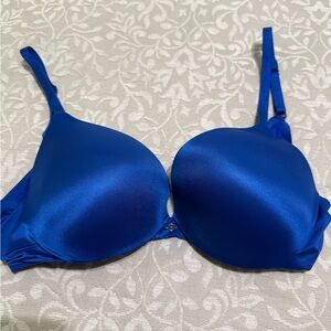 Victoria's Secret Vibrant Blue Bra